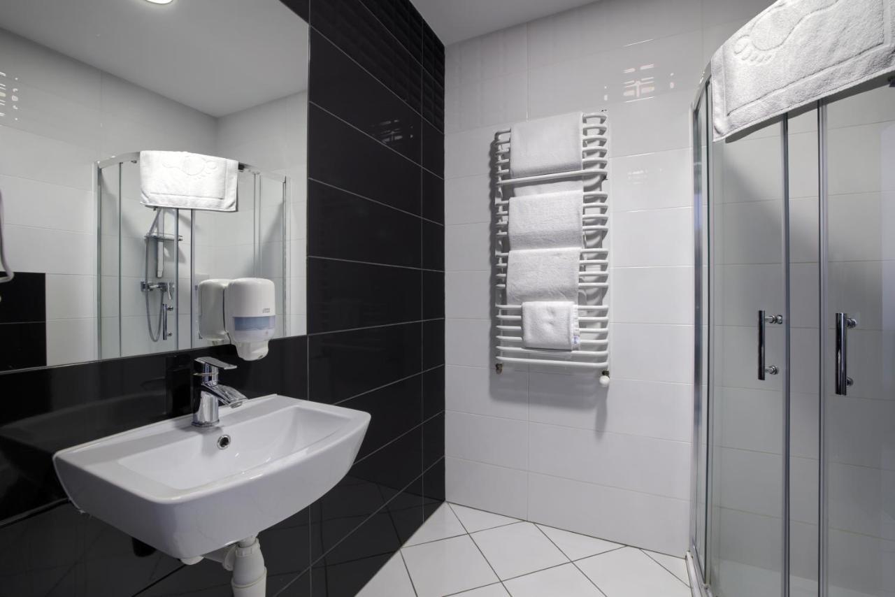 Nova Stodola Hotel Klomnice Luaran gambar
